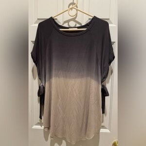 Hummingbird top size small